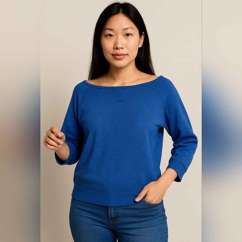 💙 Hanes Blue Pullover Sweatshirt Women’s Medium
